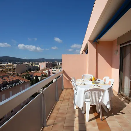 Apartment Les 3 Iles By Interhome